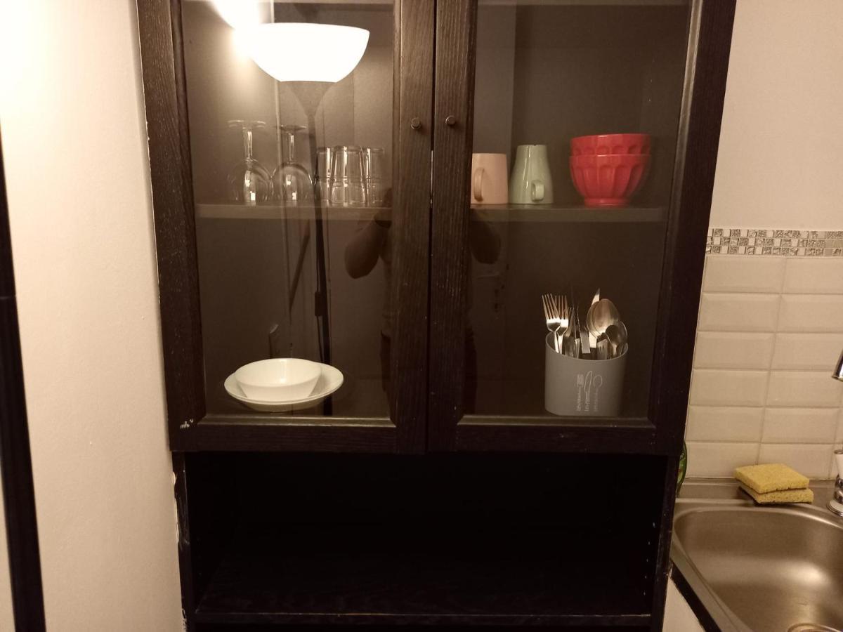 3 Hebergements - Au 1Er Etage 1 Appartement 2 Pieces Et Au 2Eme Etage Un Logement De 2 Chambres Louees Separement Avec Coin Cuisine Et Toilettes A Partager- Dans Pavillon Au Pied Du Rer B A 5 Minutes De Paris Et 30 Mn Stade De France Cachan Dış mekan fotoğraf